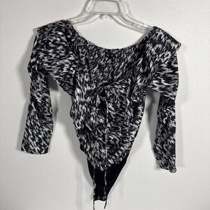 Express Xs L/S Thong Crotched Snap Top Tie Front D2